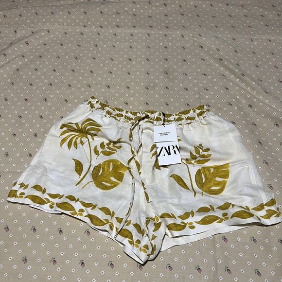 ZARA Shorts Womens Medium White Yellow Leaf Print Drawstring Art 3430-193-100 - Picture 1 of 6